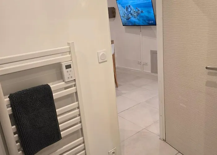 Proche Des Arenes Apartment